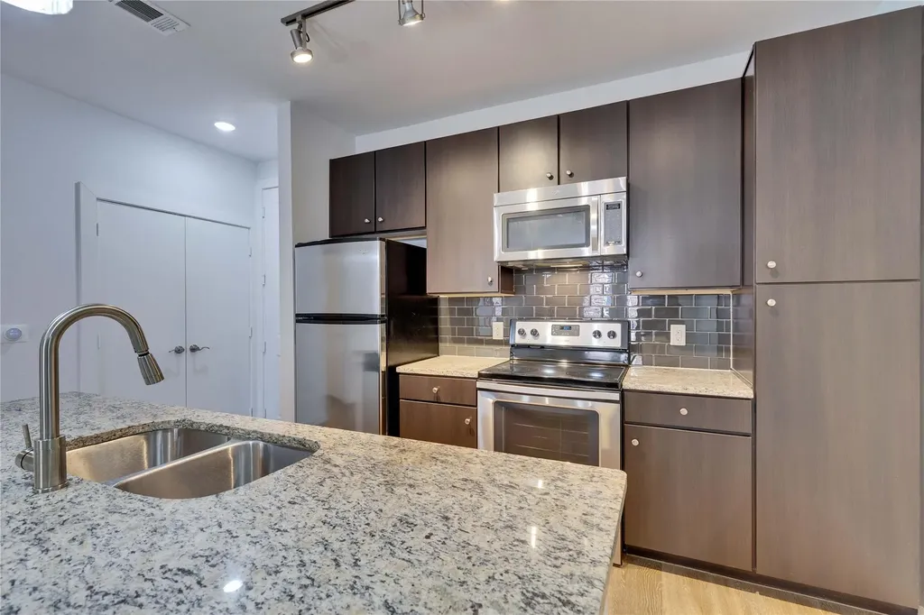 1900 Barton Springs Road Austin TX 78704