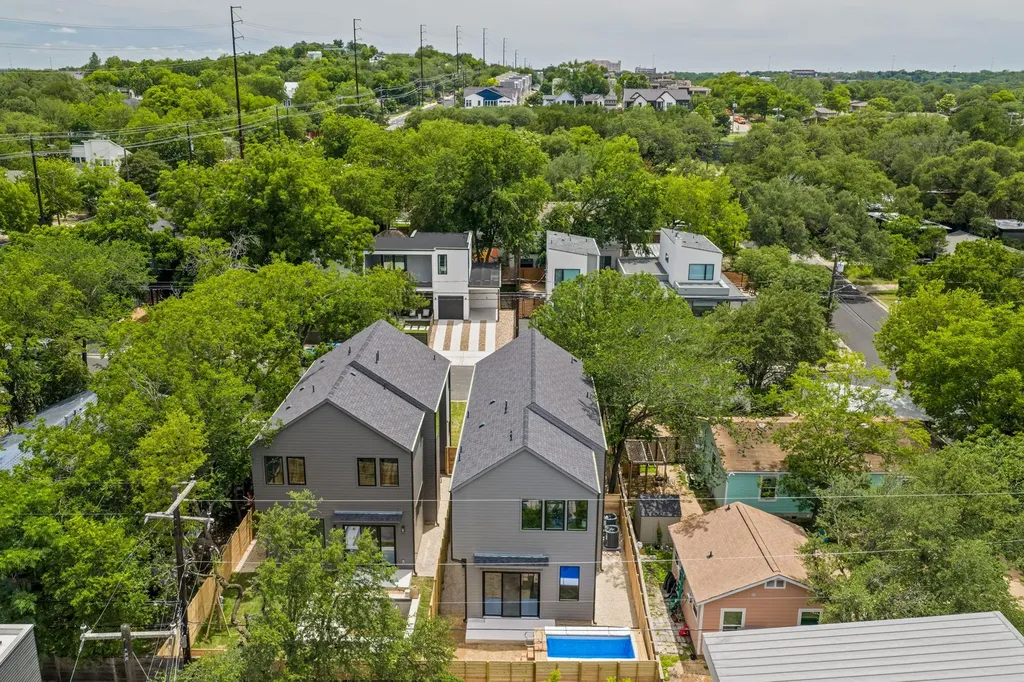 1004 Juanita Austin TX 78704