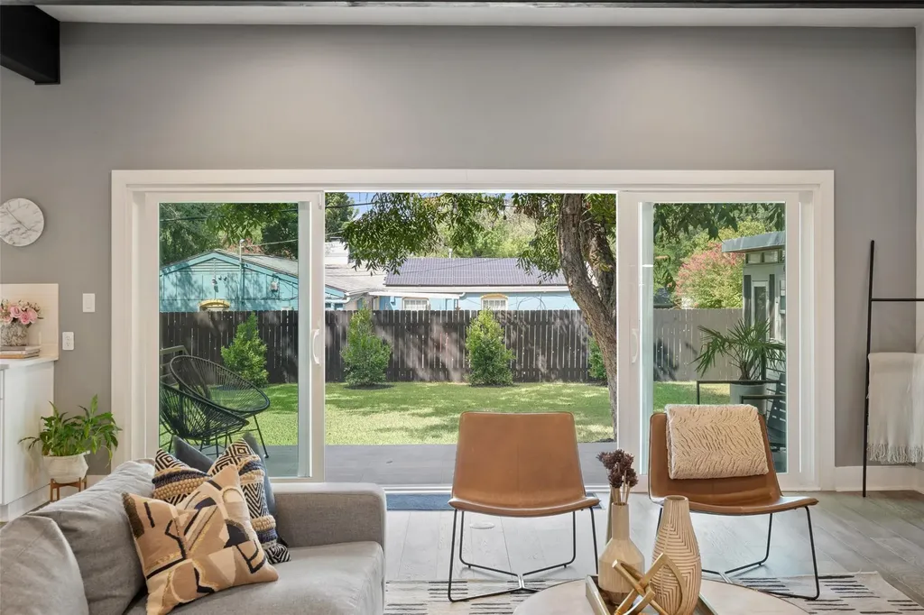 5721 Louise Lane Austin TX 78757