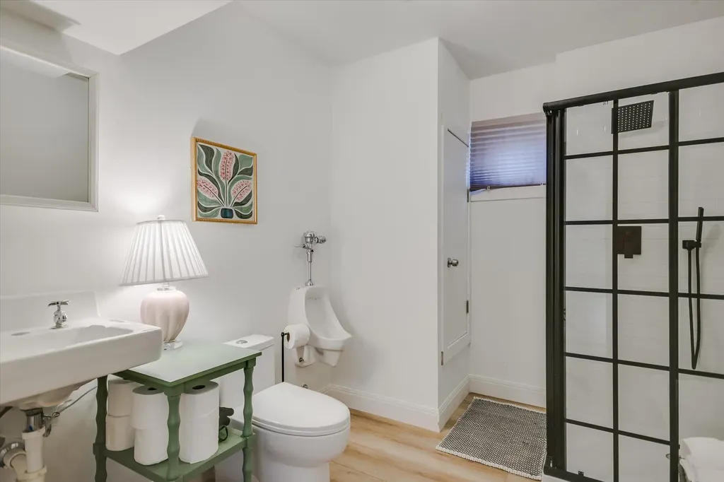 700 Furlong Drive Austin TX 78746