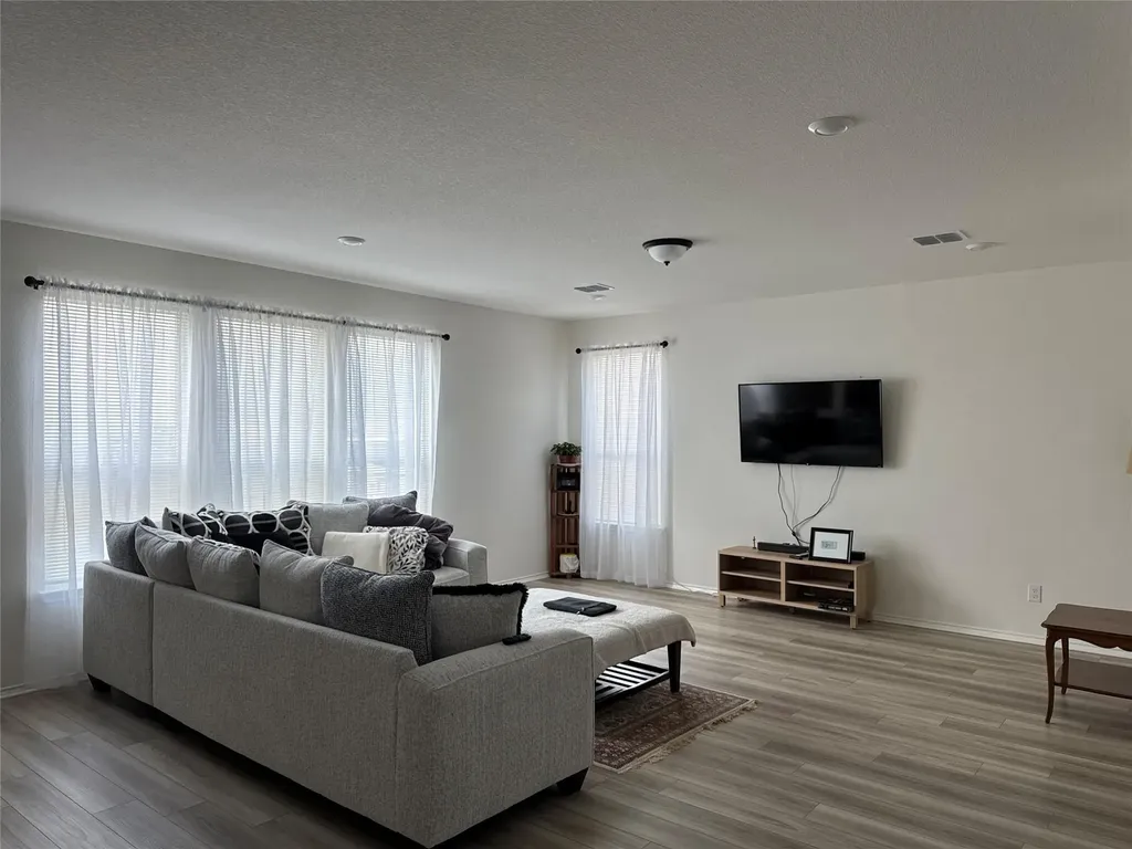 4805 Mozzafiato Lane Round Rock TX 78665