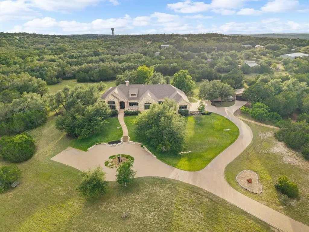 1525 Springlake Drive Dripping Springs TX 78620