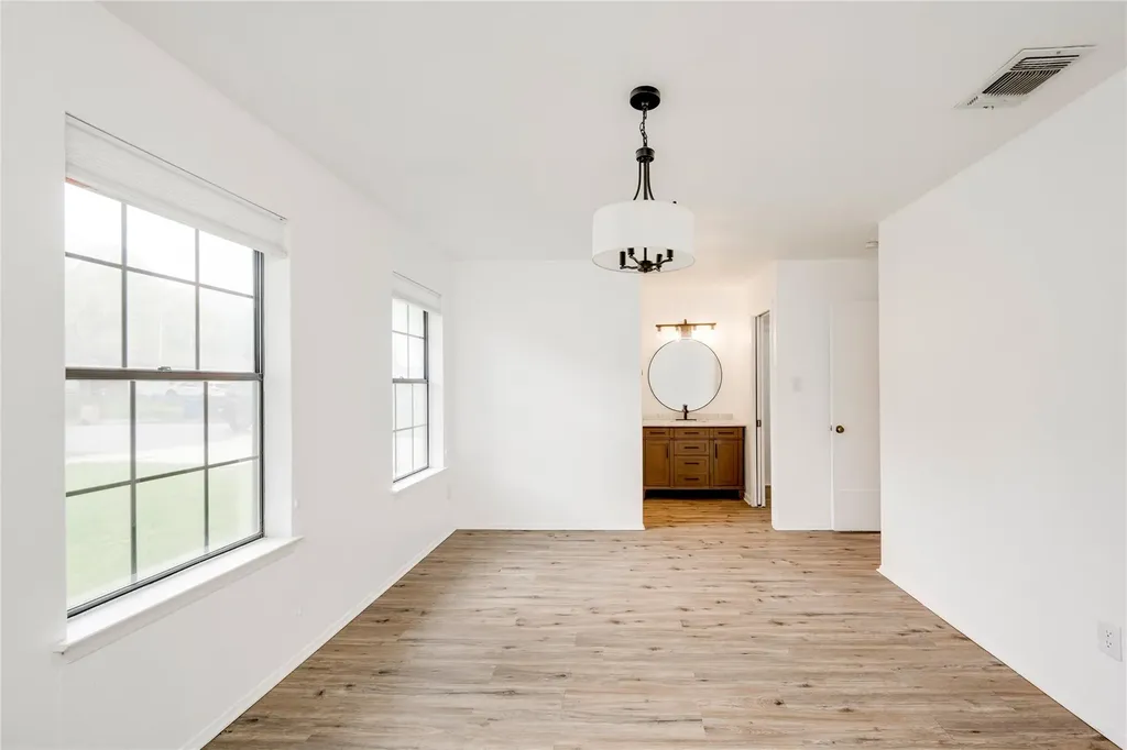 6705 Lancret Hill Drive Austin TX 78745