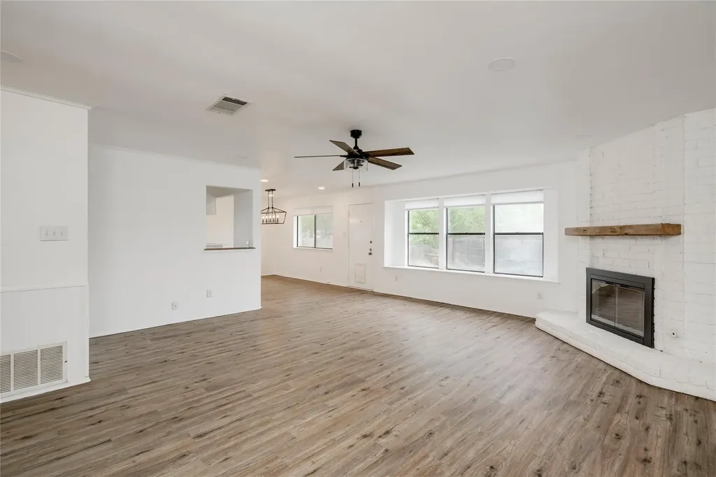 6705 Lancret Hill Drive Austin TX 78745