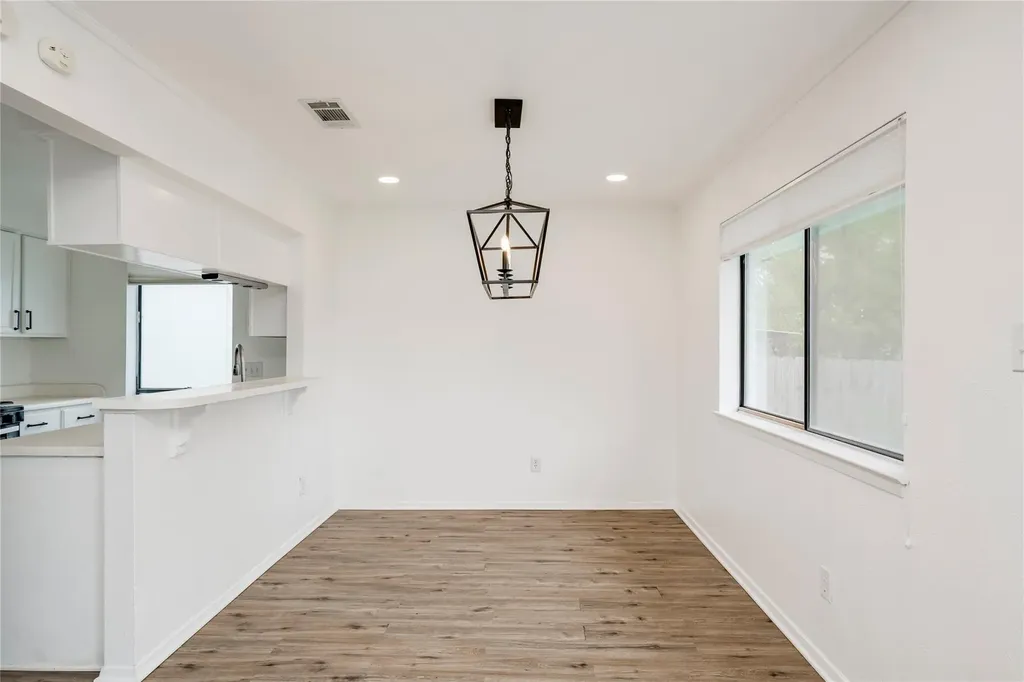 6705 Lancret Hill Drive Austin TX 78745