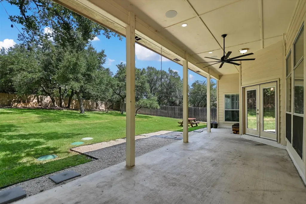 408 Cargill Drive Spicewood TX 78669