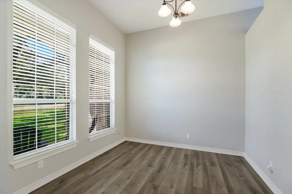 408 Cargill Drive Spicewood TX 78669