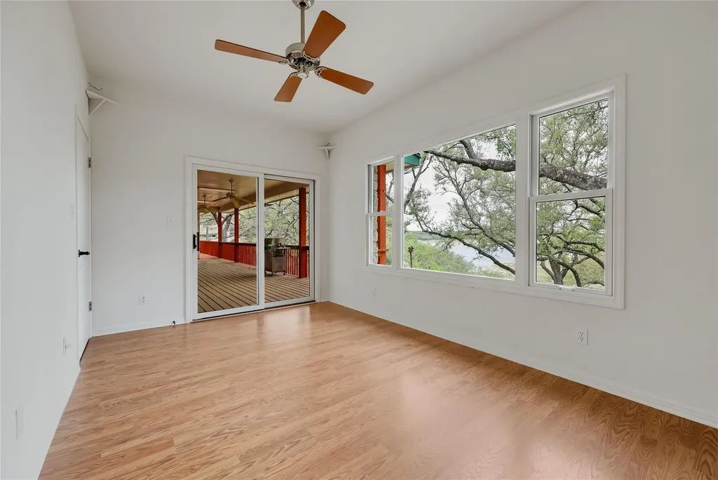 21604 Arrowhead Point Lago Vista TX 78645