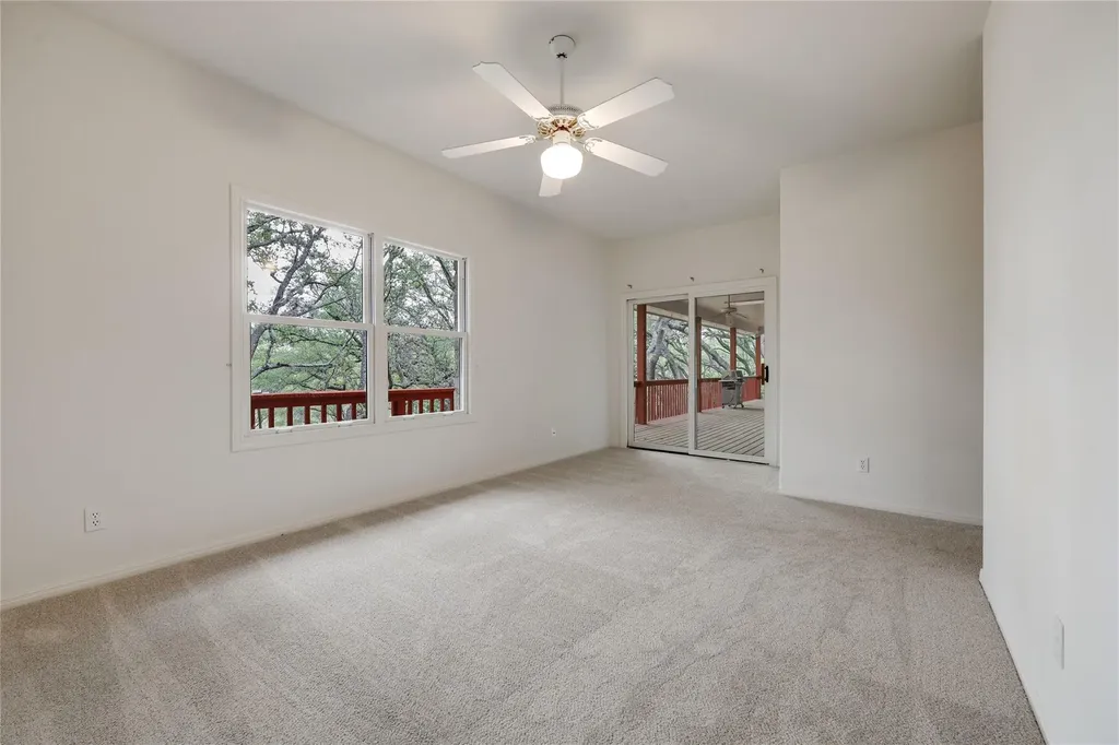 21604 Arrowhead Point Lago Vista TX 78645
