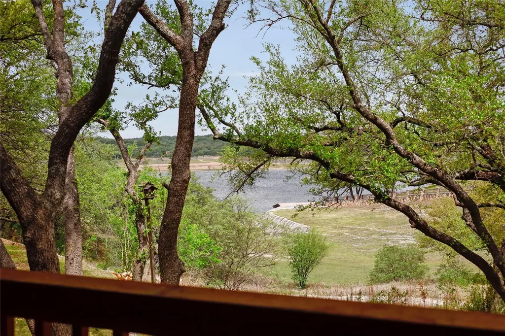 21604 Arrowhead Point Lago Vista TX 78645