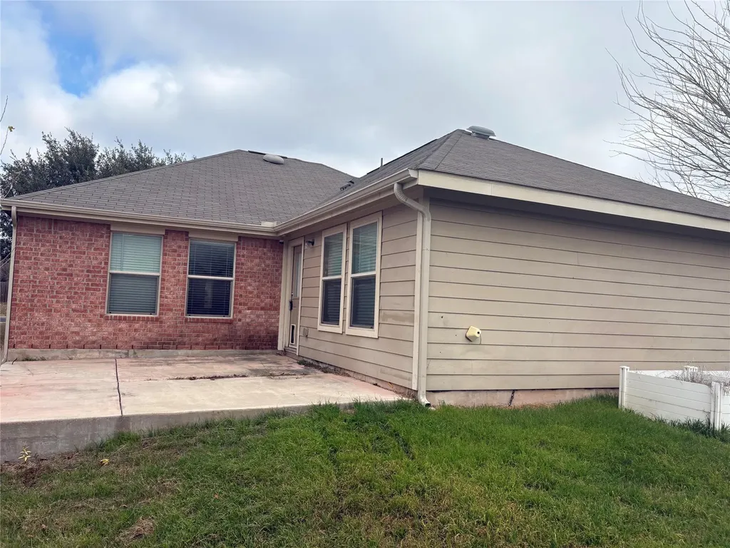 113 Granite Path Liberty Hill TX 78642