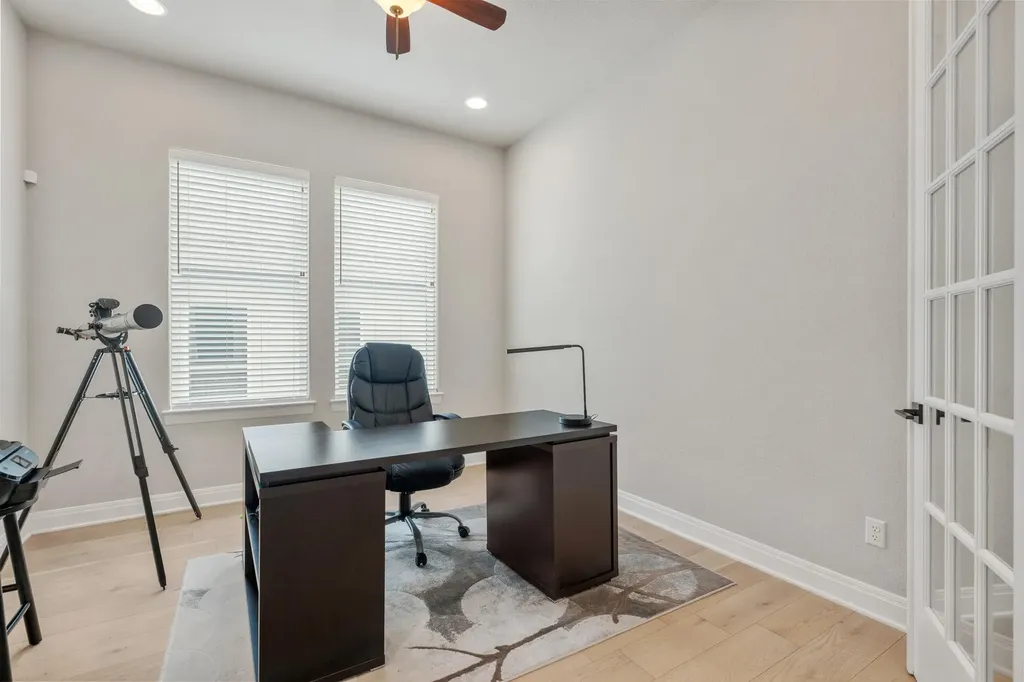 510 Elworth Path Austin TX 78738