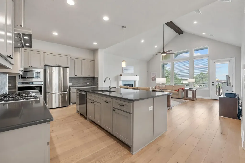 510 Elworth Path Austin TX 78738