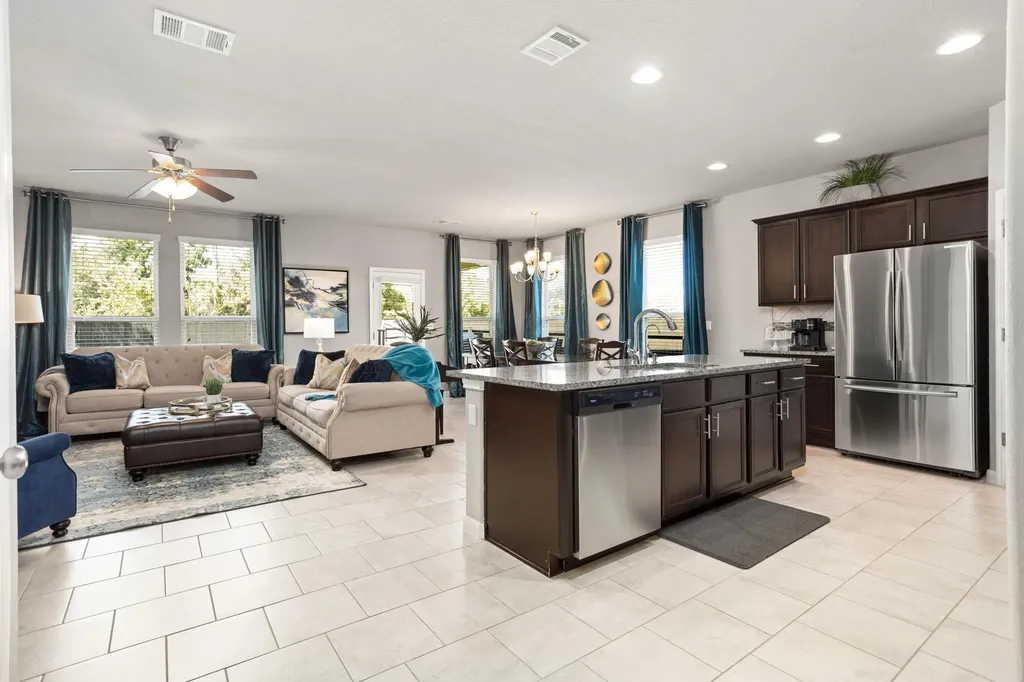 7823 Harvest Bay San Antonio TX 78253