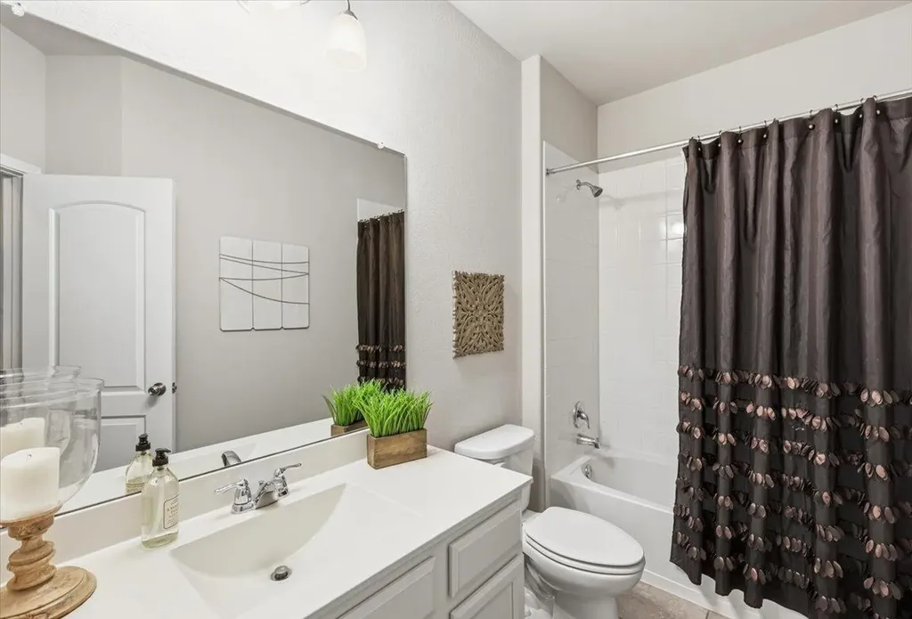 2424 Etta May Lane Leander TX 78641