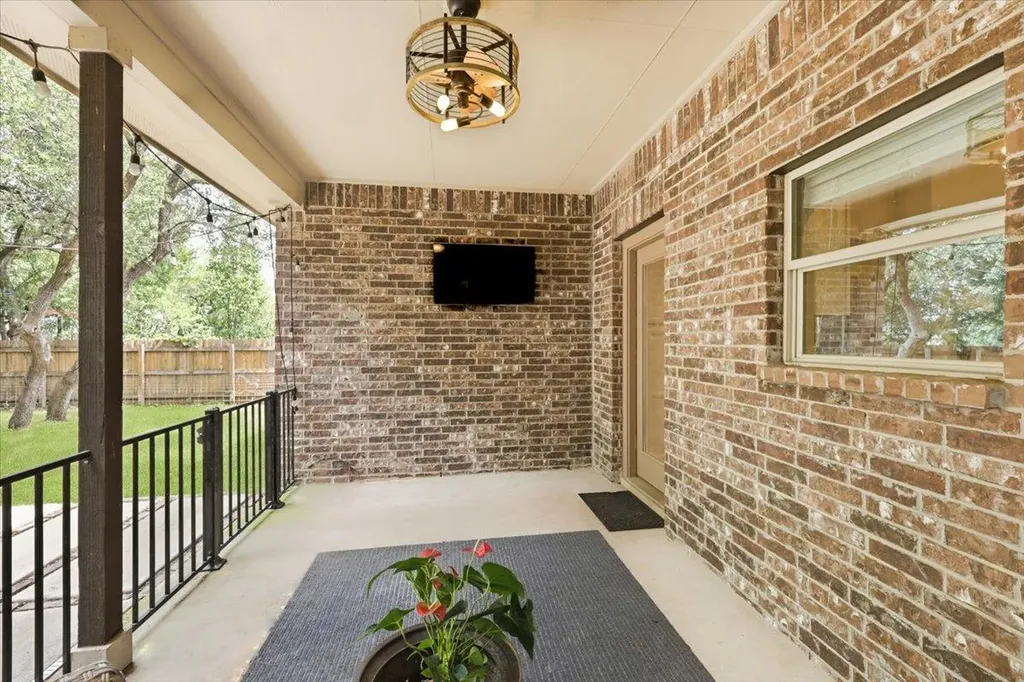 2424 Etta May Lane Leander TX 78641