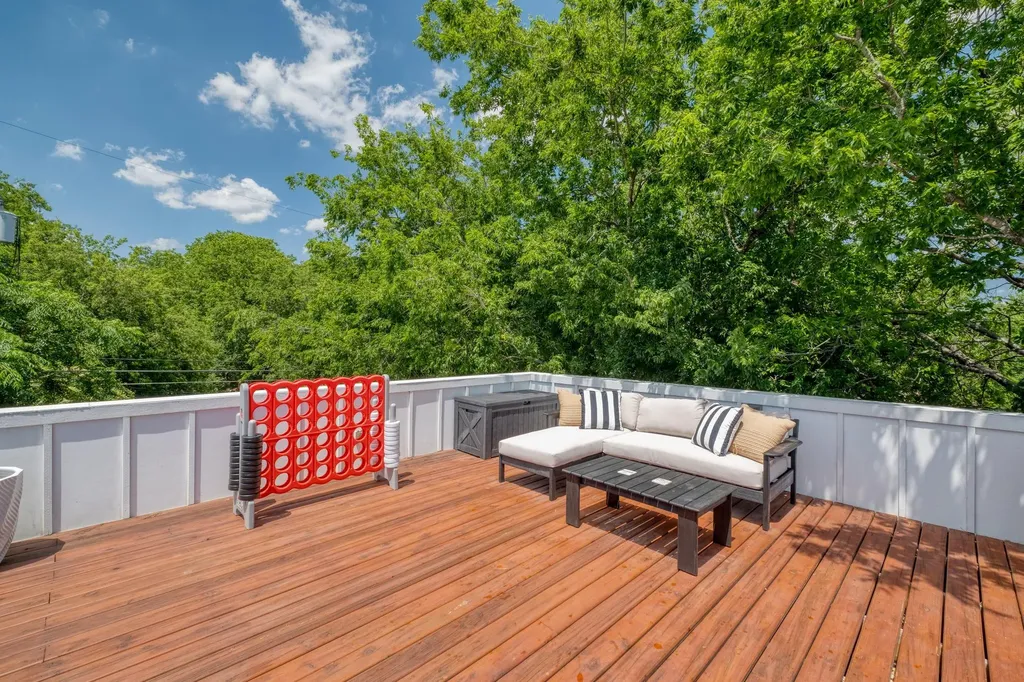 1904 E 16th Street Austin TX 78702