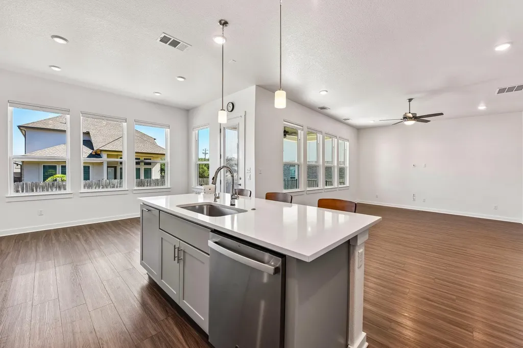 1209 Willie Ranch Way Leander TX 78641
