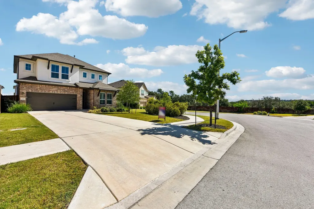 1209 Willie Ranch Way Leander TX 78641