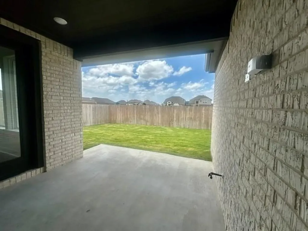 19600 Erna Drive Pflugerville TX 78660