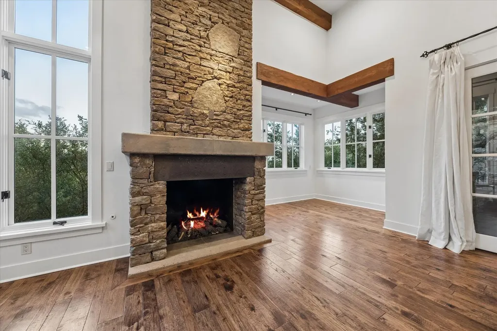 5729 Krause Lane Austin TX 78738