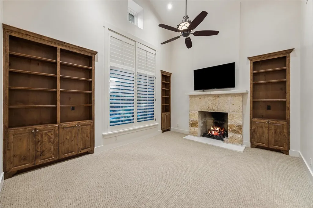 5729 Krause Lane Austin TX 78738