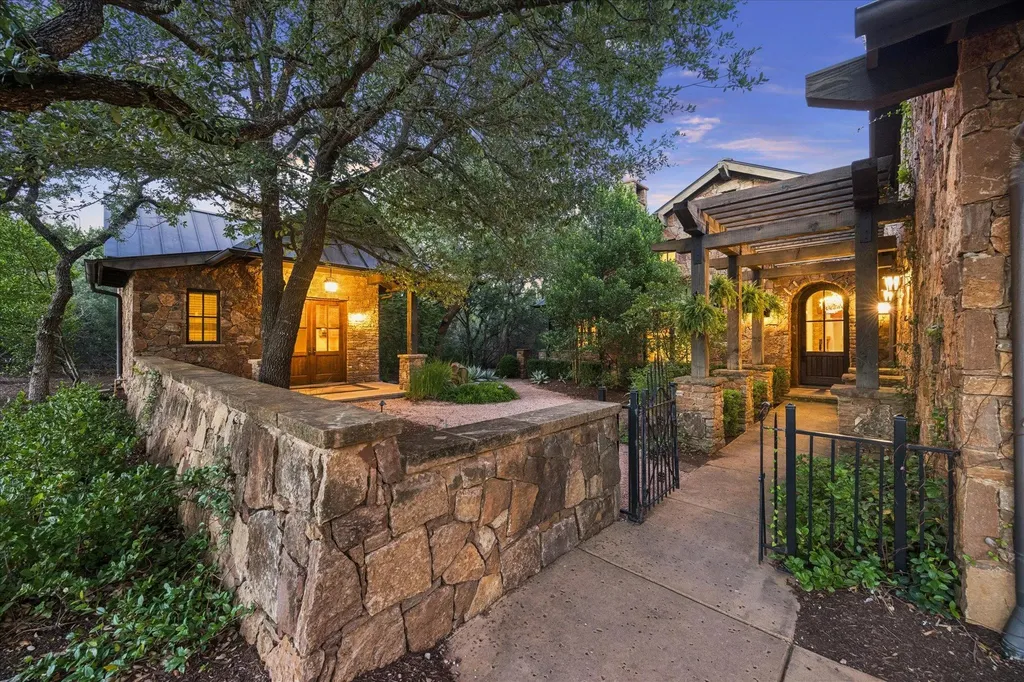 5729 Krause Lane Austin TX 78738