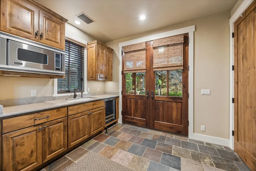 5729 Krause Lane Austin TX 78738