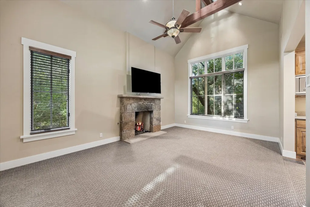 5729 Krause Lane Austin TX 78738