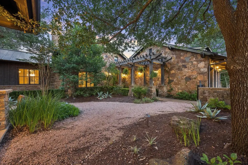 5729 Krause Lane Austin TX 78738