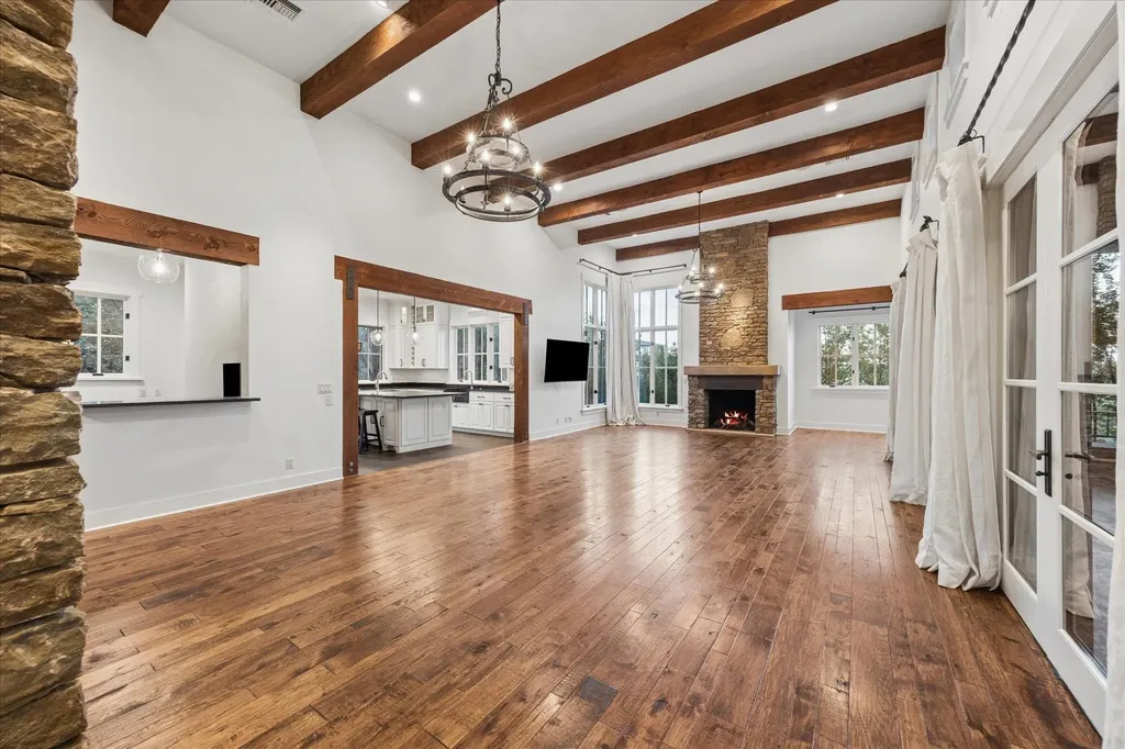 5729 Krause Lane Austin TX 78738