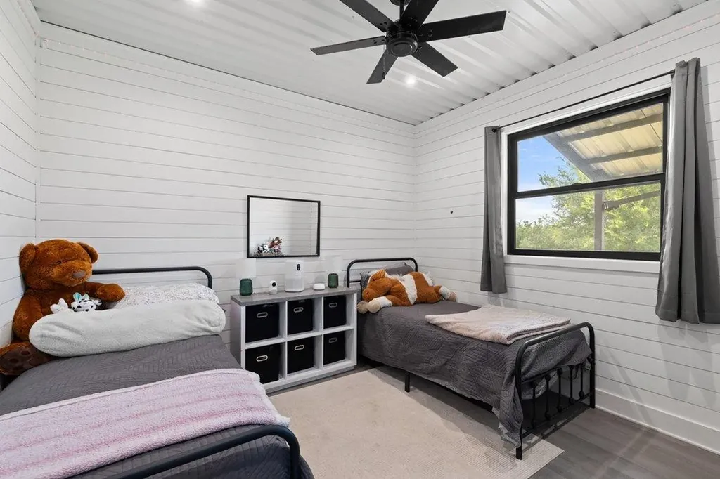 505 Broken Arrow Drive Spicewood TX 78669