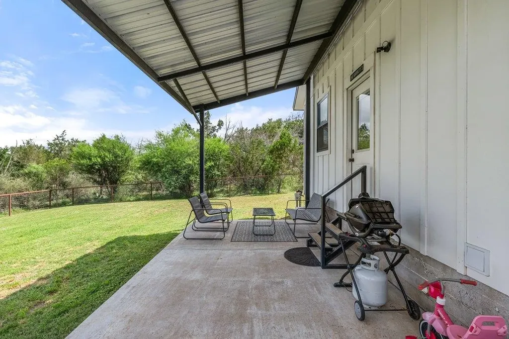 505 Broken Arrow Drive Spicewood TX 78669