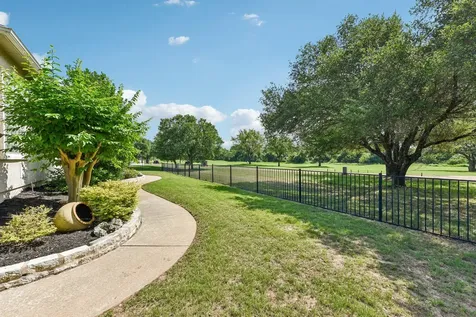 195 Dove Hollow Trail Georgetown TX 78633