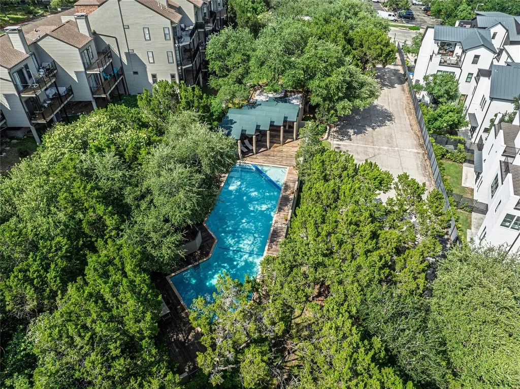 1735 Spyglass Drive Austin TX 78746