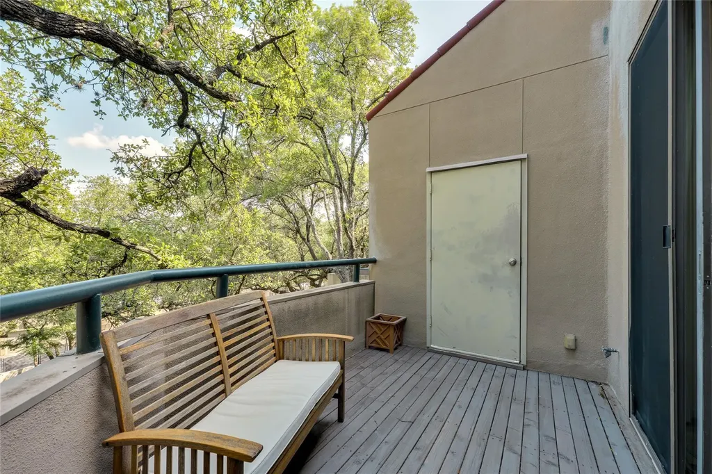 1735 Spyglass Drive Austin TX 78746