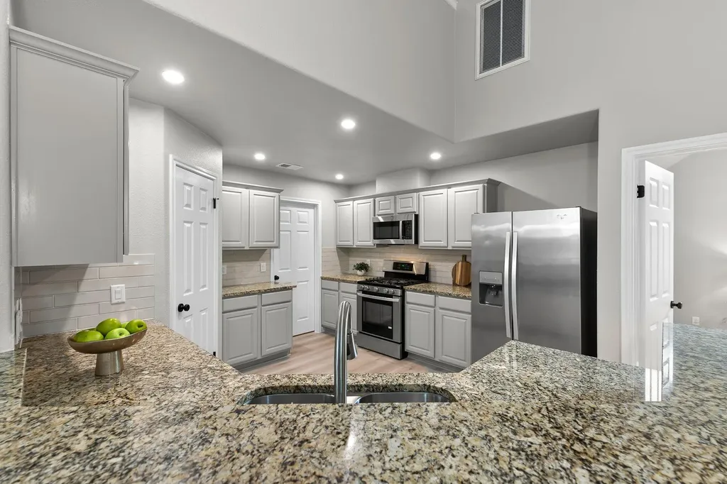 2106 Faldo Lane Round Rock TX 78664