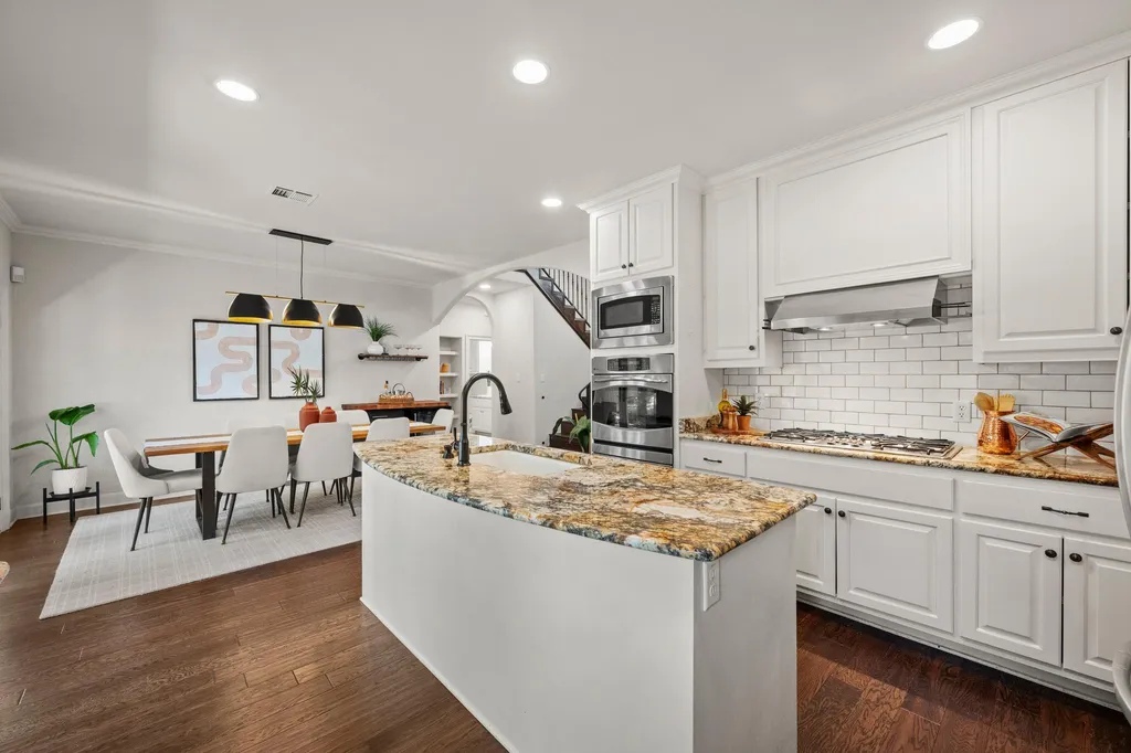 2307 Alta Vista Avenue Austin TX 78704