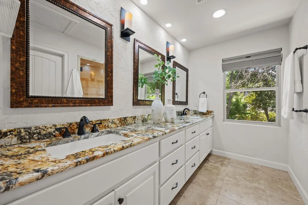 2307 Alta Vista Avenue Austin TX 78704