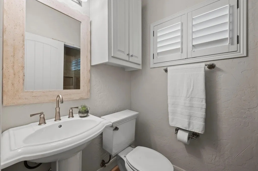 2307 Alta Vista Avenue Austin TX 78704