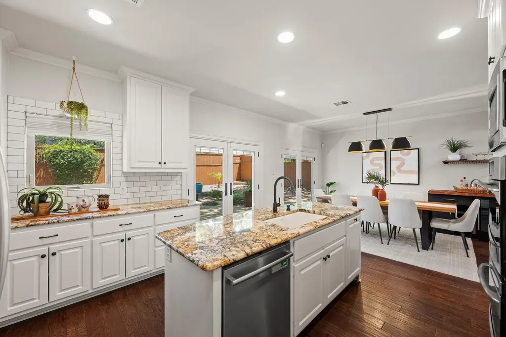 2307 Alta Vista Avenue Austin TX 78704