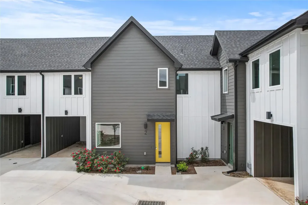 4127 E 12th Street Austin TX 78721