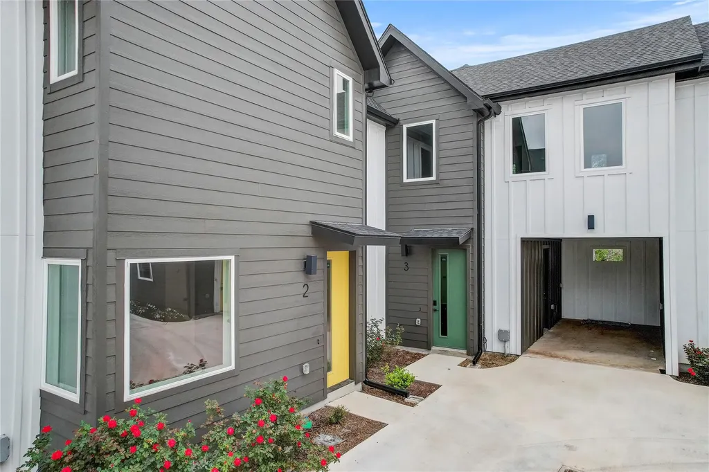 4127 E 12th Street Austin TX 78721