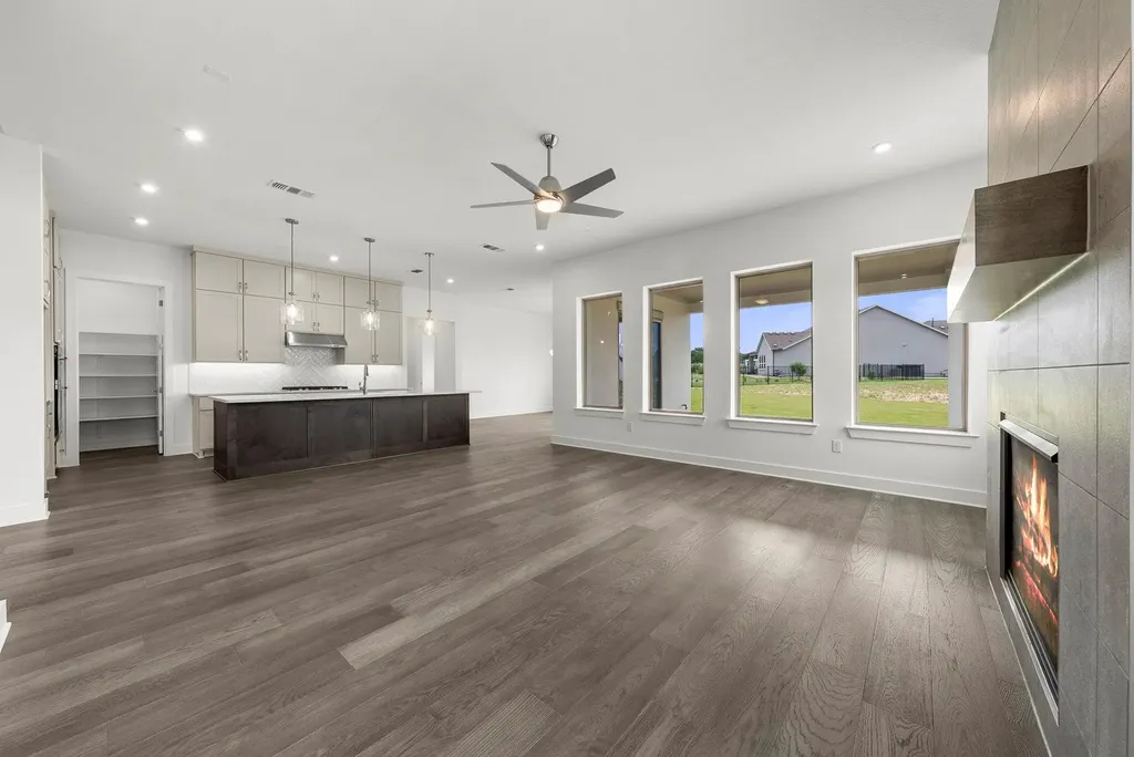 444 Trabuco Bend Liberty Hill TX 78642