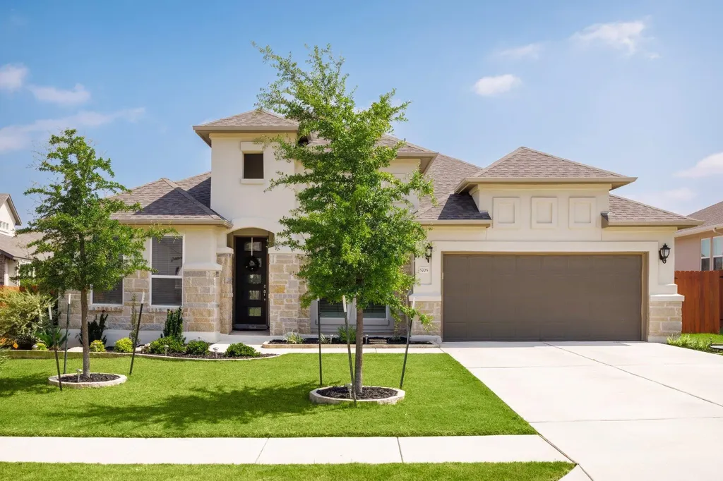 5705 Navajo Draw Lane Austin TX 78738