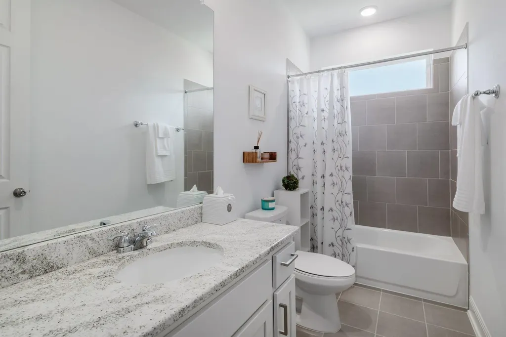 5705 Navajo Draw Lane Austin TX 78738