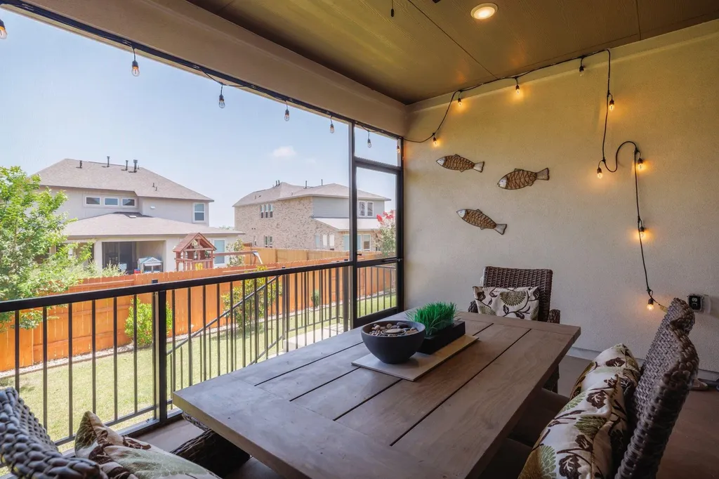 5705 Navajo Draw Lane Austin TX 78738