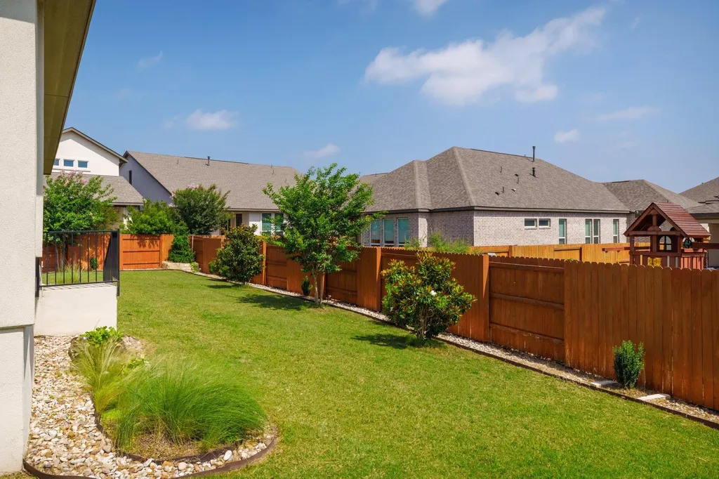5705 Navajo Draw Lane Austin TX 78738
