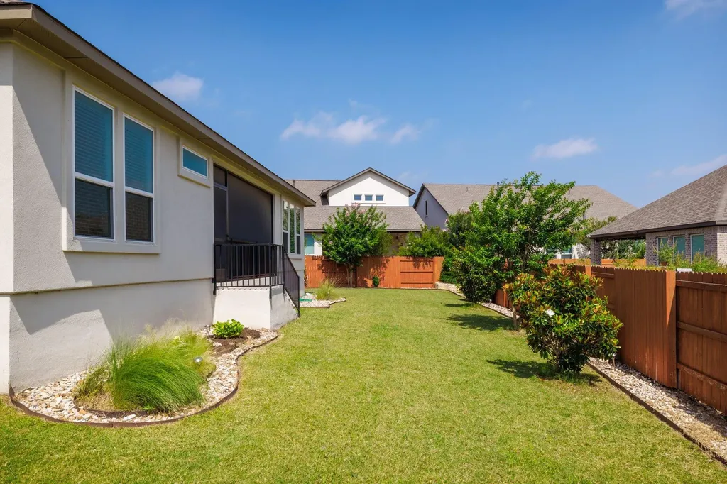 5705 Navajo Draw Lane Austin TX 78738