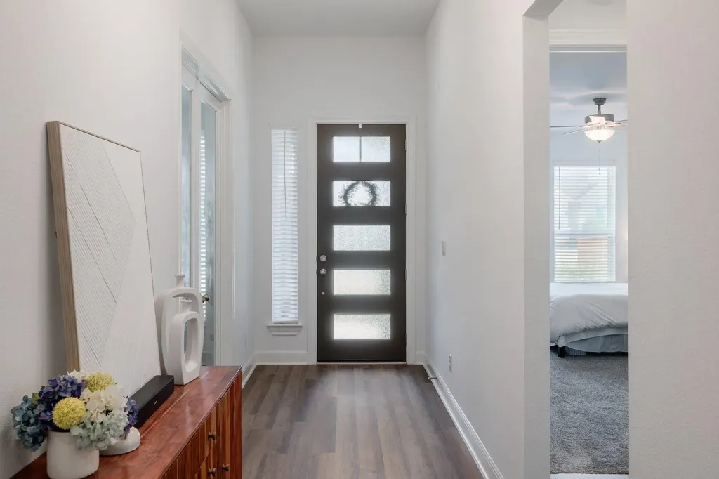 5705 Navajo Draw Lane Austin TX 78738